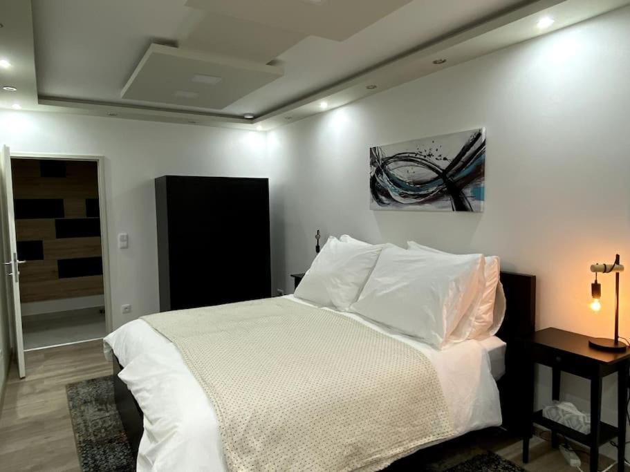 Gemuetliche Wohnung In Ottakring Wina Bagian luar foto